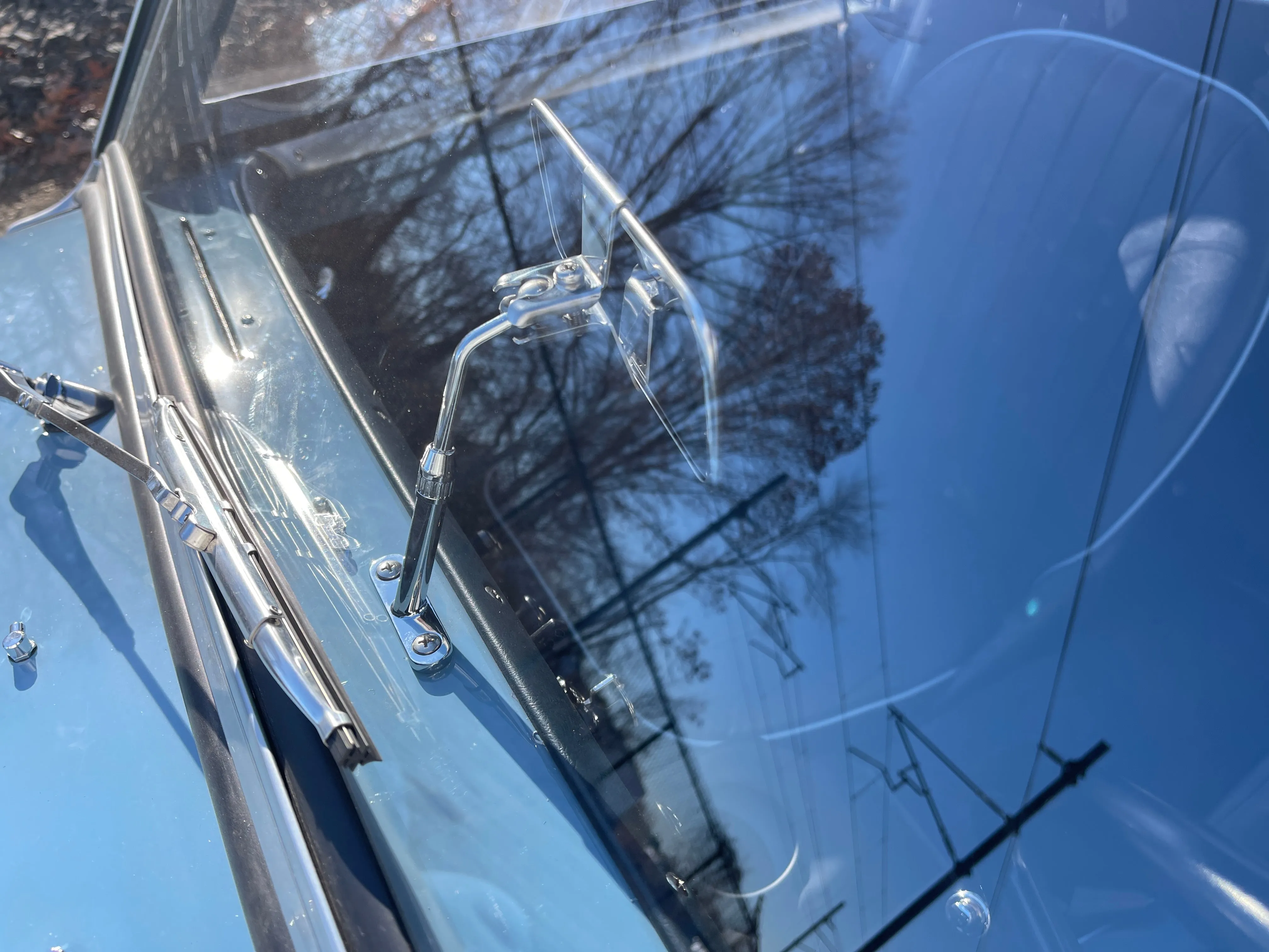 Adjustable Dashboard Rear View Mirror