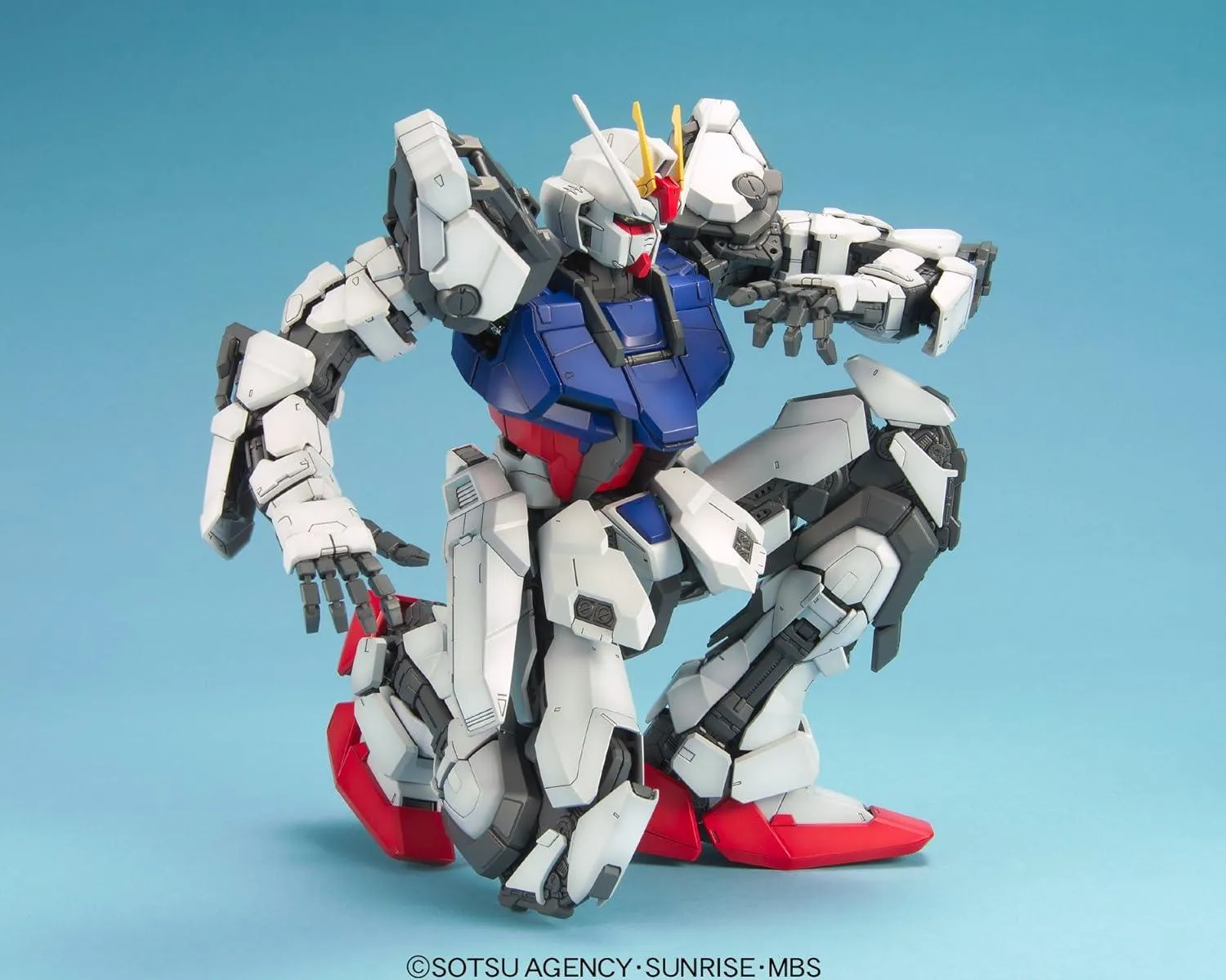 Bandai Strike Gundam PG 1/60 Model Kit