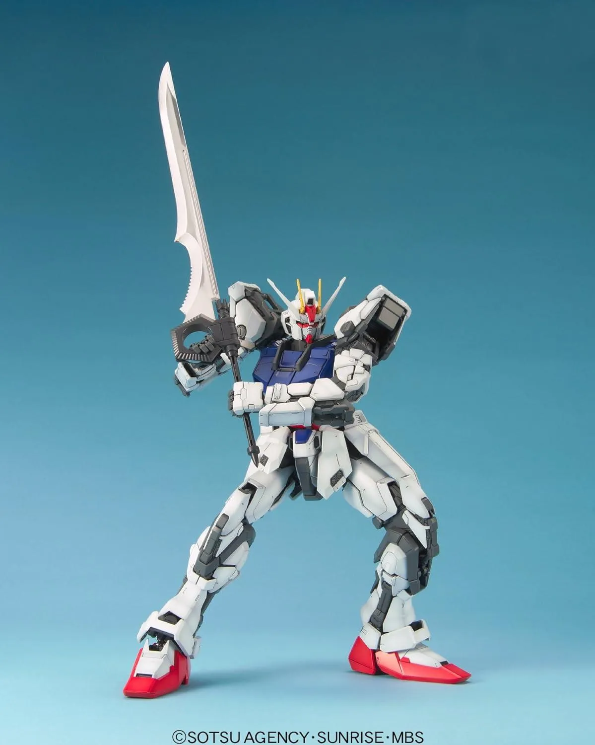 Bandai Strike Gundam PG 1/60 Model Kit