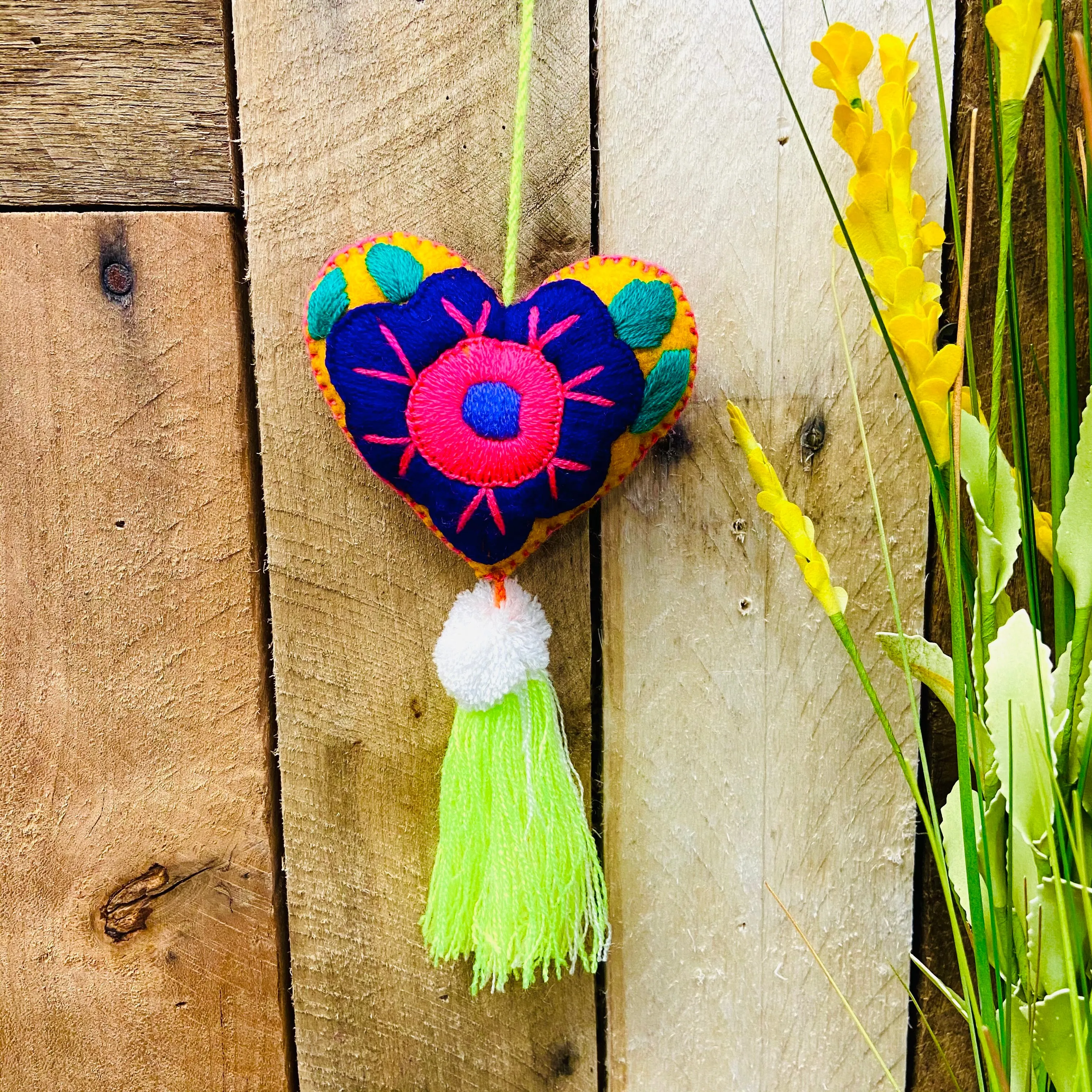 Heart Pom Pom - Singles