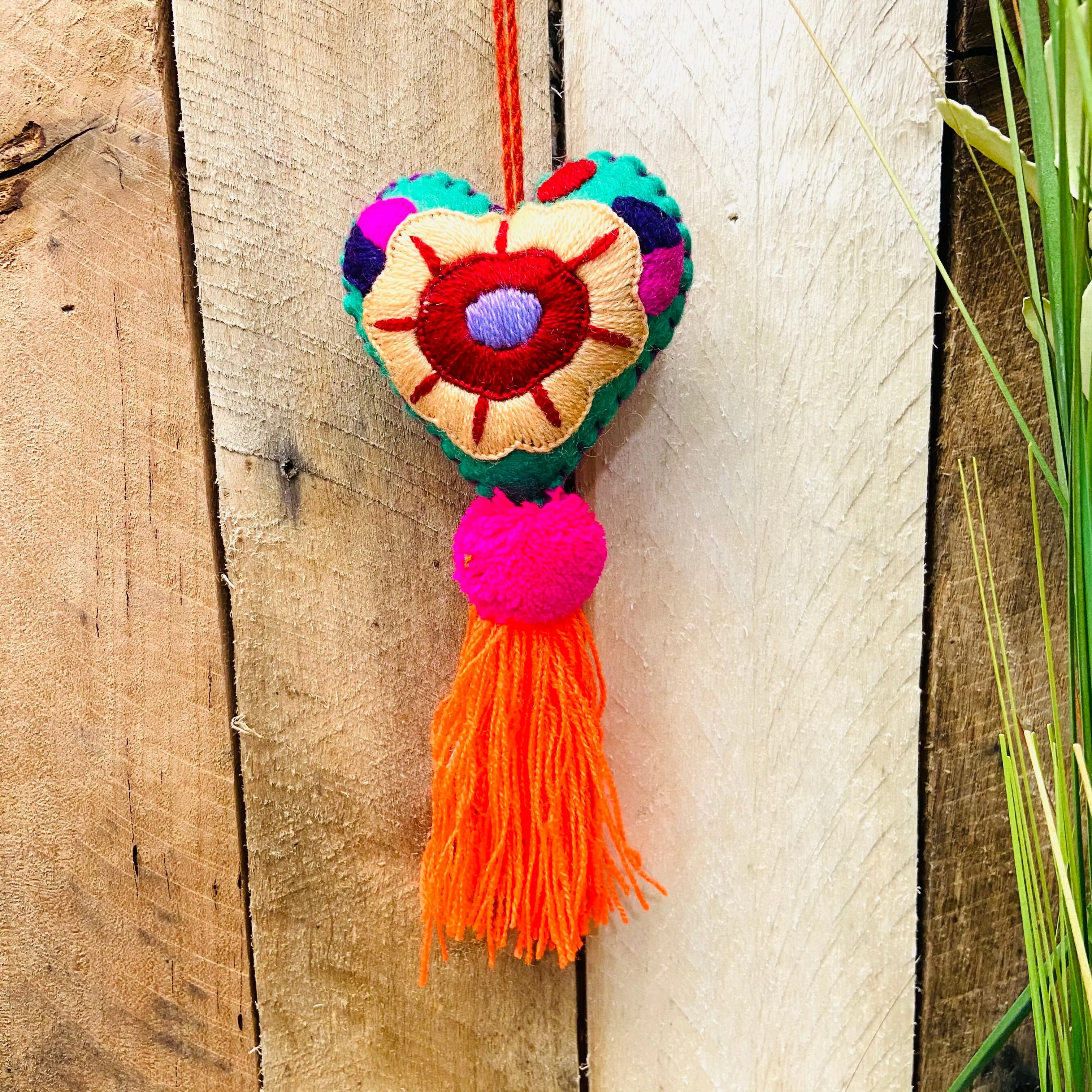 Heart Pom Pom - Singles