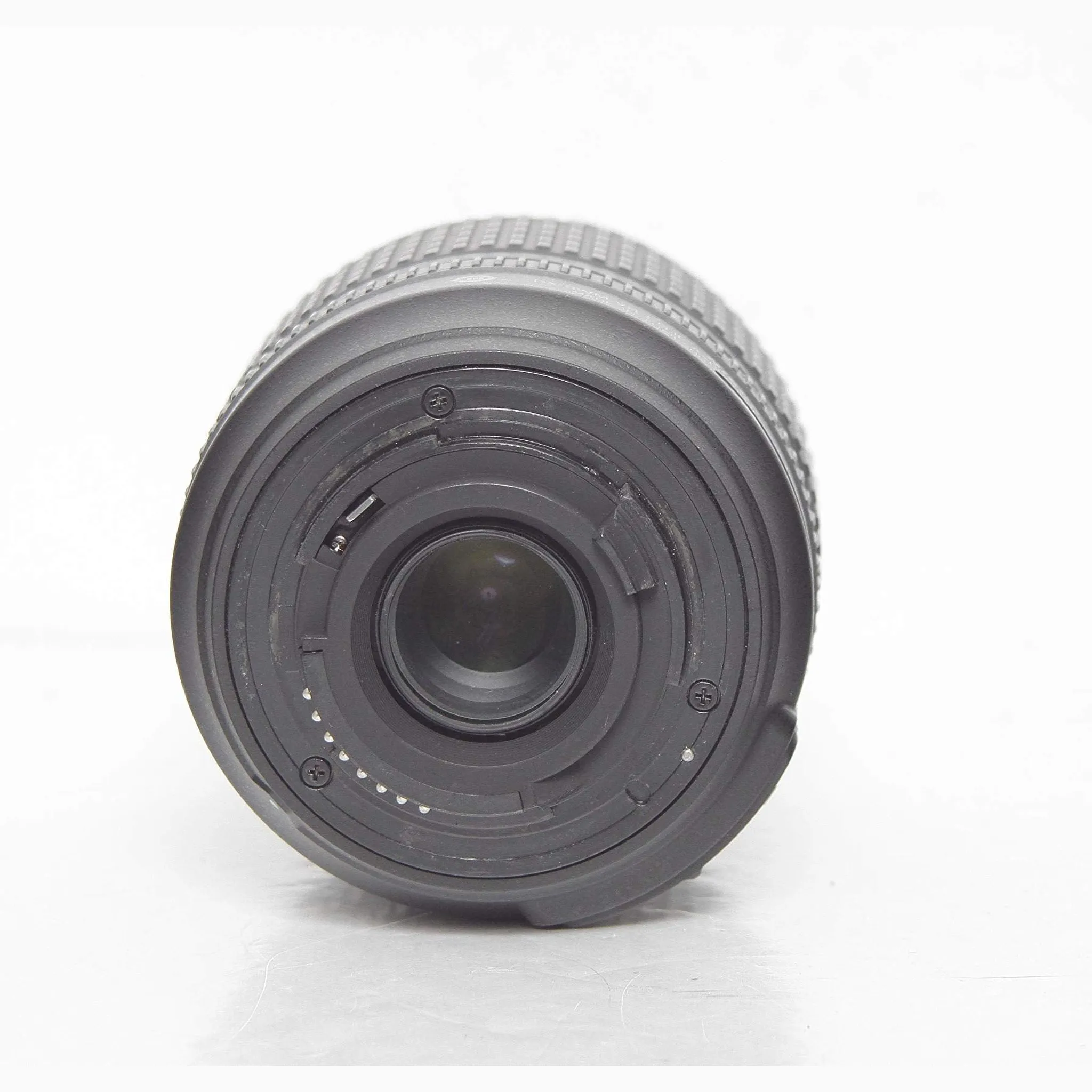 Nikon AF-S DX NIKKOR 18-105mm f/3.5-5.6G ED Vibration Reduction Zoom Lens with Auto Focus for Nikon DSLR Cameras - White - Used