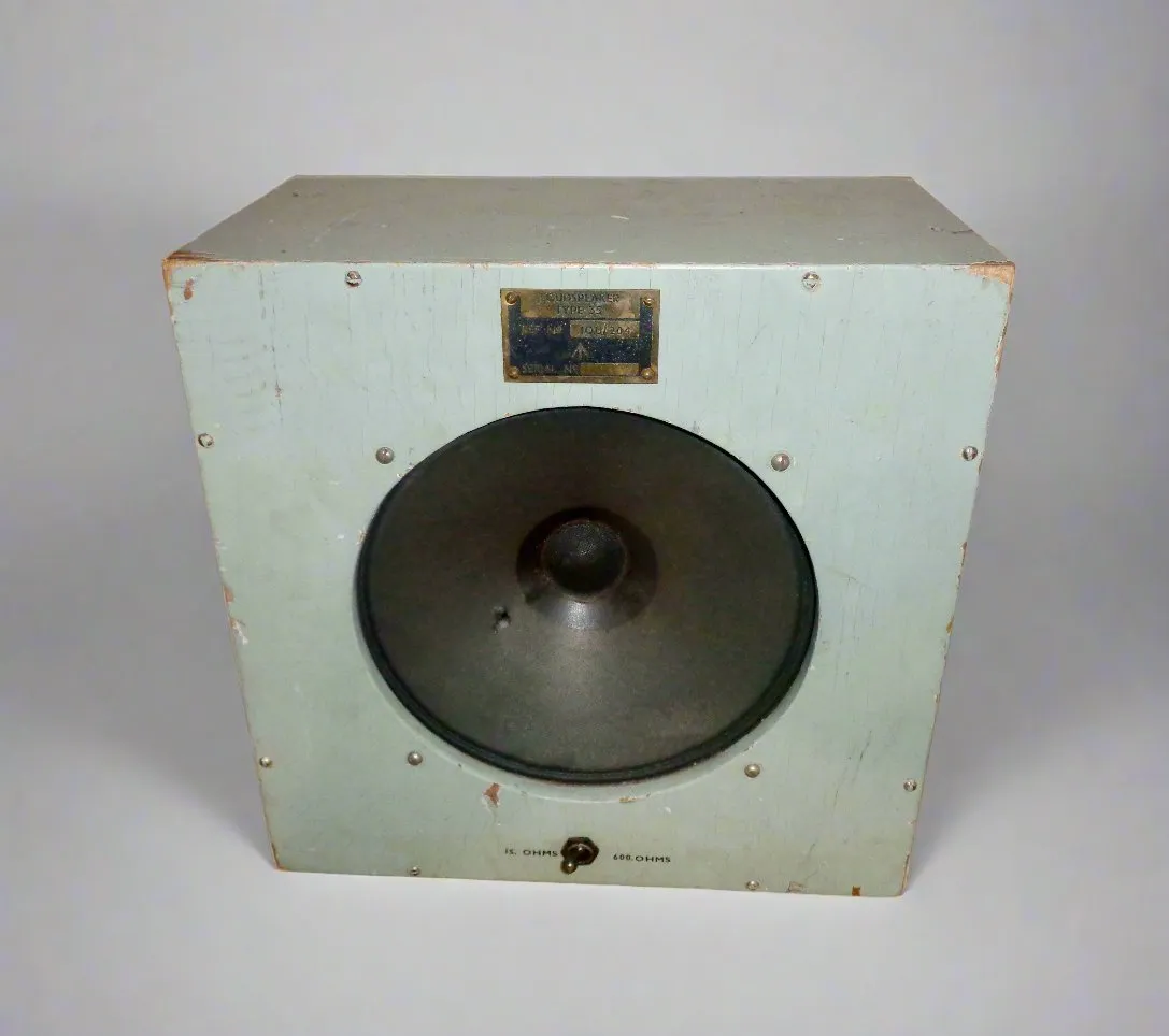 WW2 Type 35 RAF Radio Loudspeaker IOU/204 Operating at 15 Or 600 Ohms